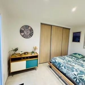 Appartement Joli Dans Nicoise Sur Les Collines, Nice