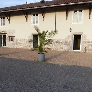 https://gites-domaine-de-la-rochere.hotels-rhonealpes.com